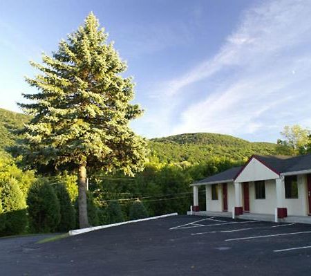 Appalachian Motel Vernon Eksteriør bilde
